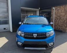 Dacia Sandero Stepway TCe 90 à Yvré-l'Évêque