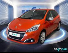 Peugeot 208 1.2 puretech 82ch e6.c signature 5p à Wattrelos