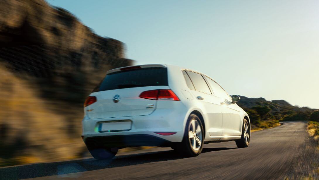 Acheter une voiture d’occasion à un particulier : bonne ou mauvaise idée ?