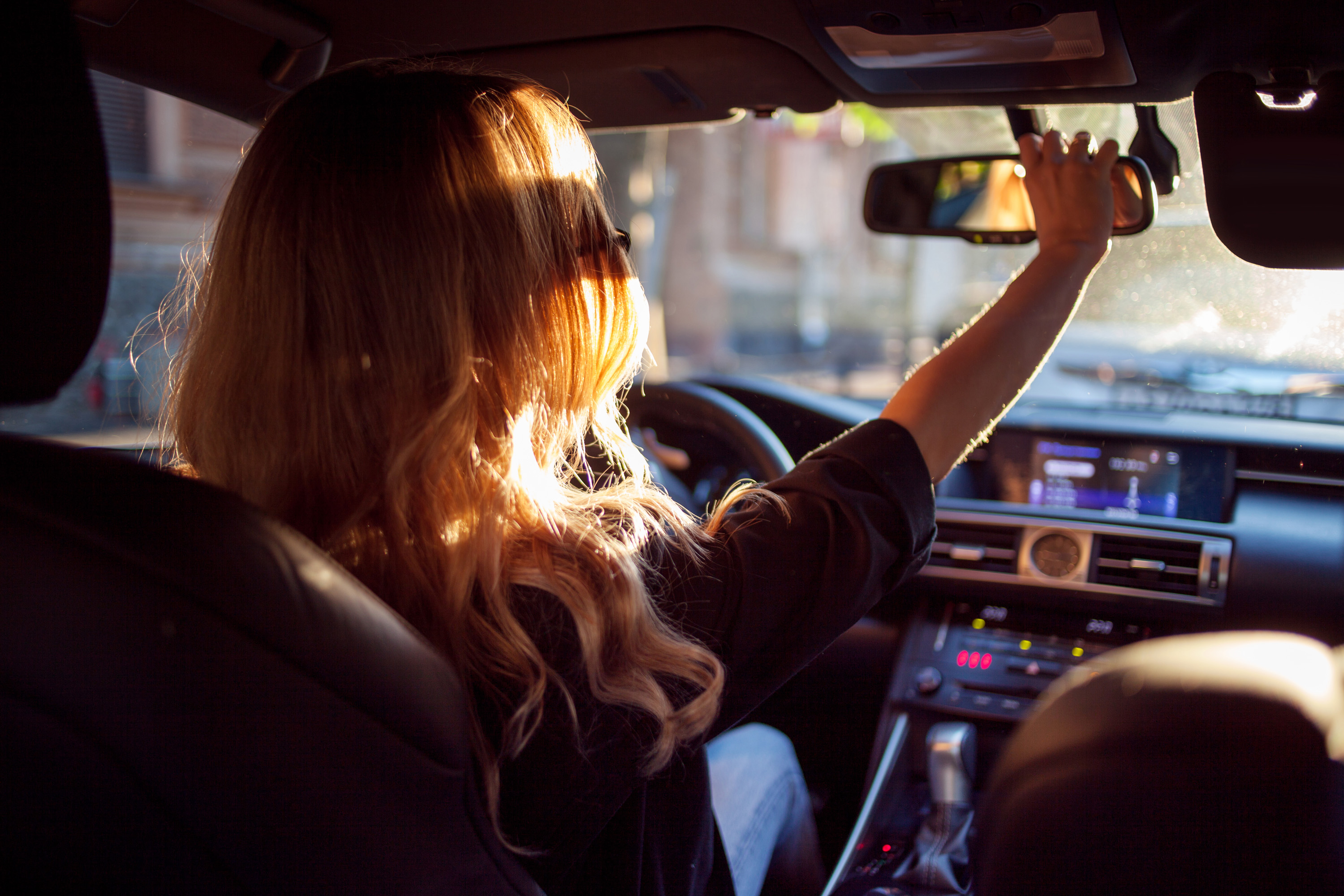 Protéger ses yeux lors de la conduite en voiture