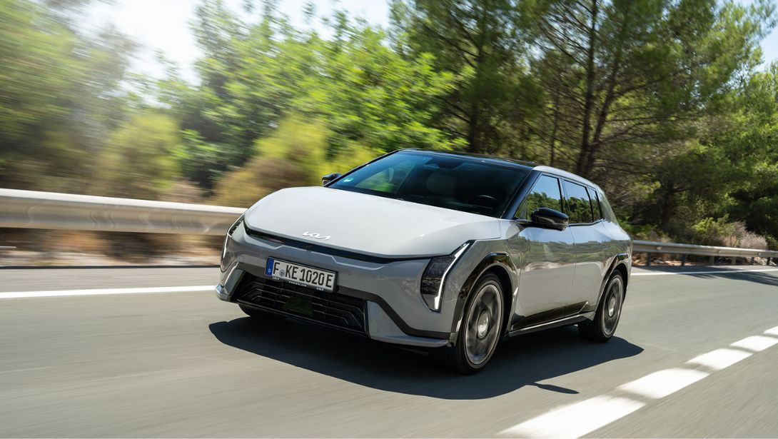 KIA EV4