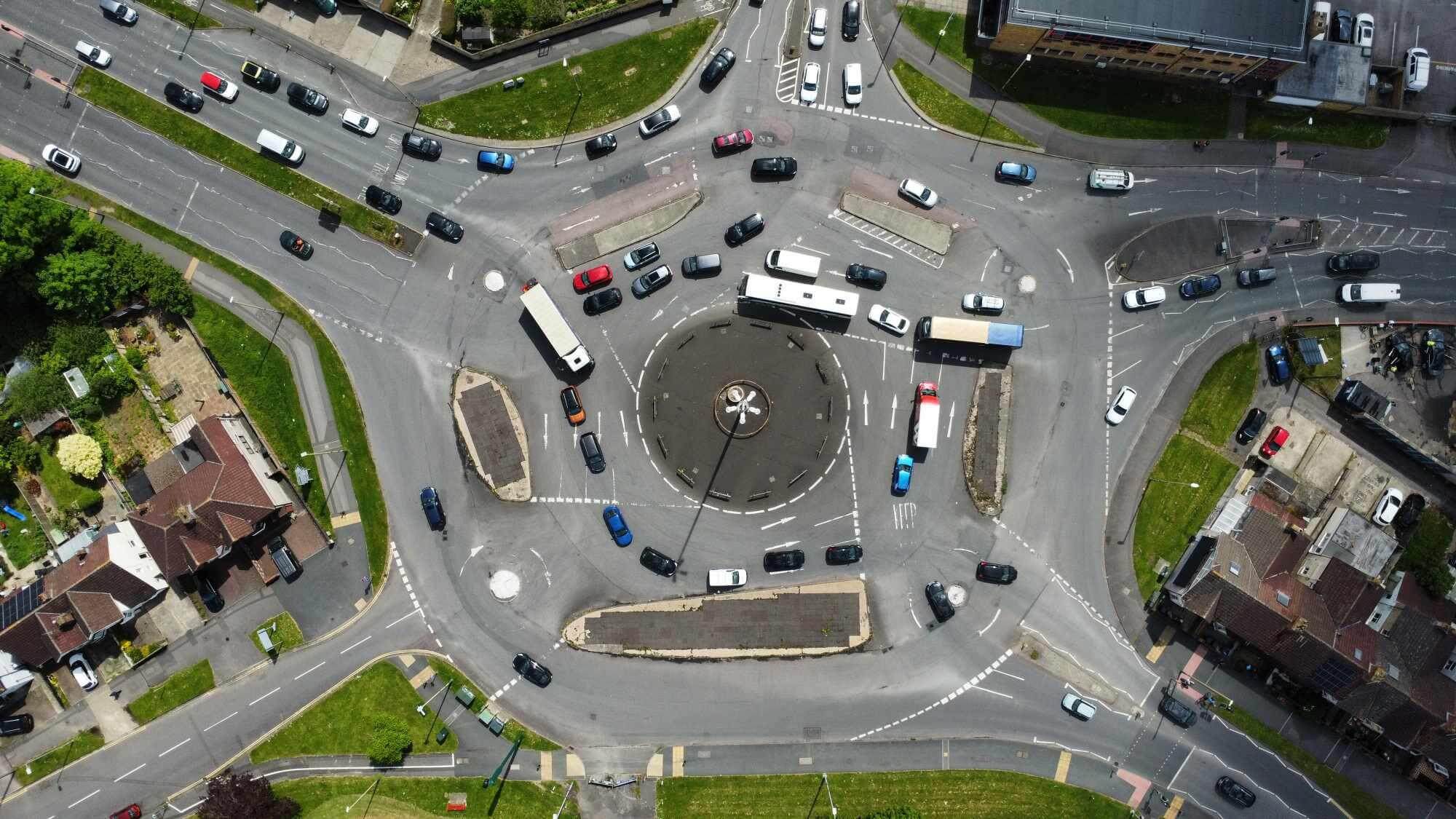 Carrefour, The Magic Roundabout