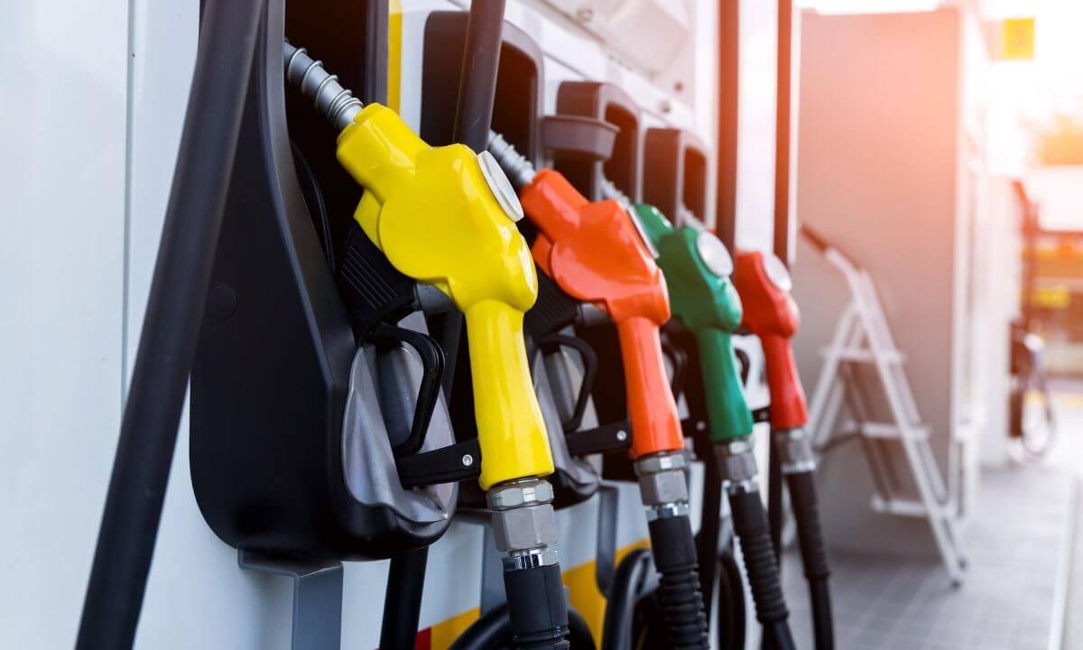 Des pompes à essence aux prix bientôt baisse