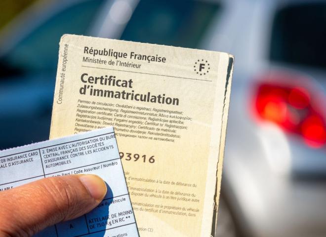 La carte grise pour les voitures électrique devient payante