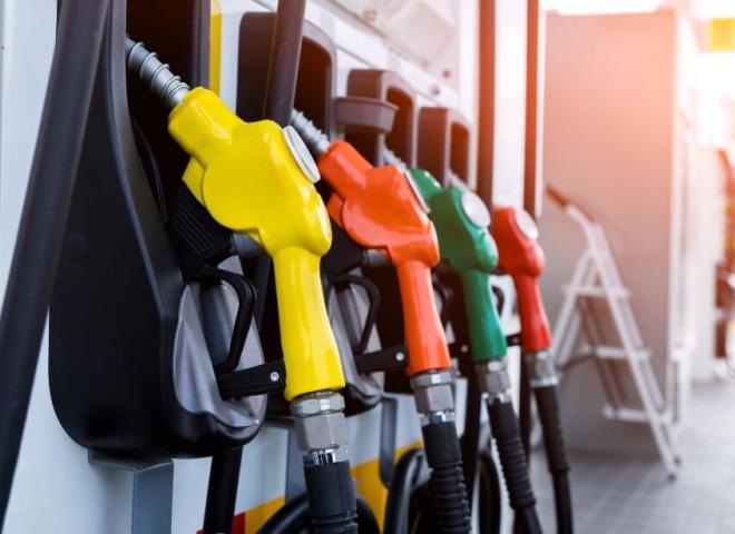 Des pompes à essence aux prix bientôt baisse