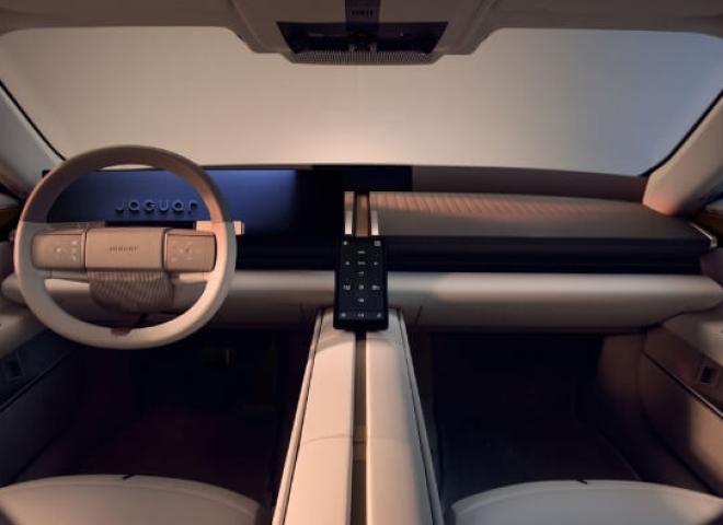 Jaguar Type 01 dévoile son habitacle
