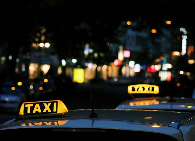 Comment savoir si une voiture d'occasion a servi de taxi ?