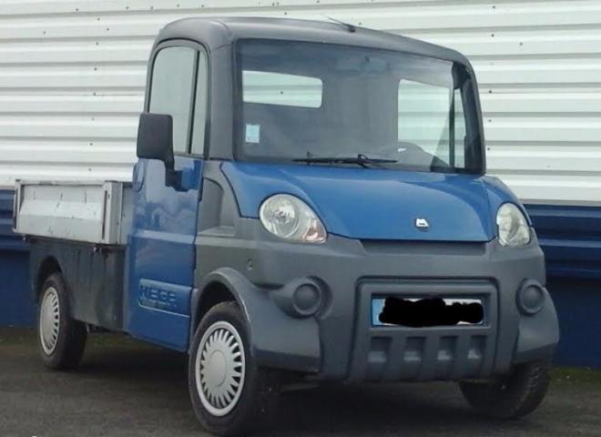 Mega les voitures sans permis type utilitaire