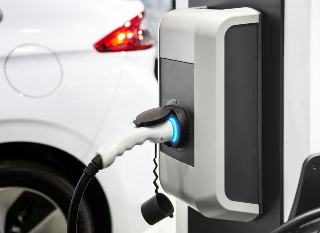 Les voitures électriques cartonnent en Europe