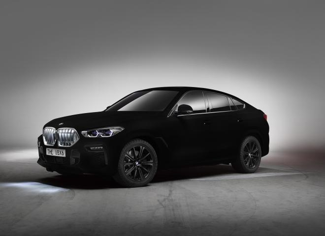 La BMW X6 Vantablack
