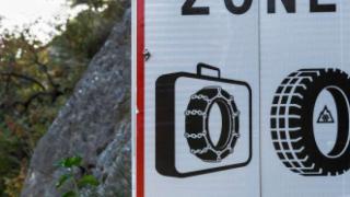 Pneus neige, chaines, chaussettes... Il faut s'équiper !