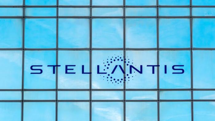 Le logo Stelllantis 