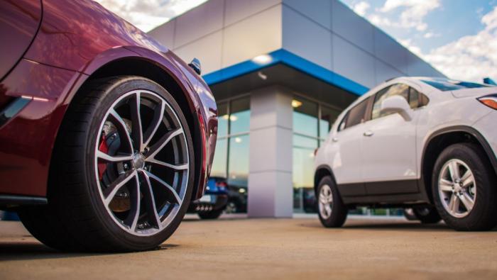 La devanture d'un mandataire automobile