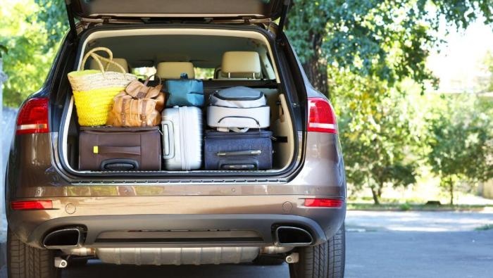 Vérifier sa voiture avant les vacances