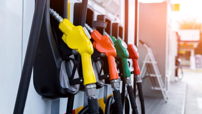 Des pompes à essence aux prix bientôt baisse