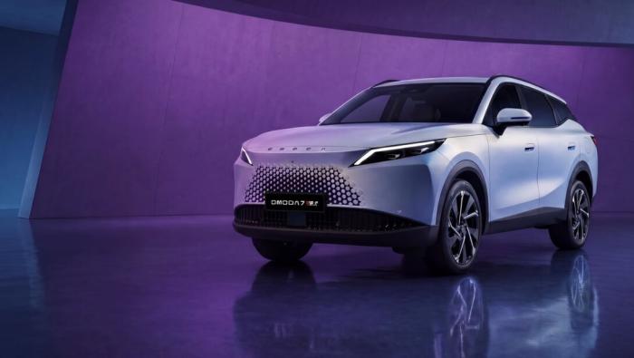 Nouveau Omoda 7, SUV hybride