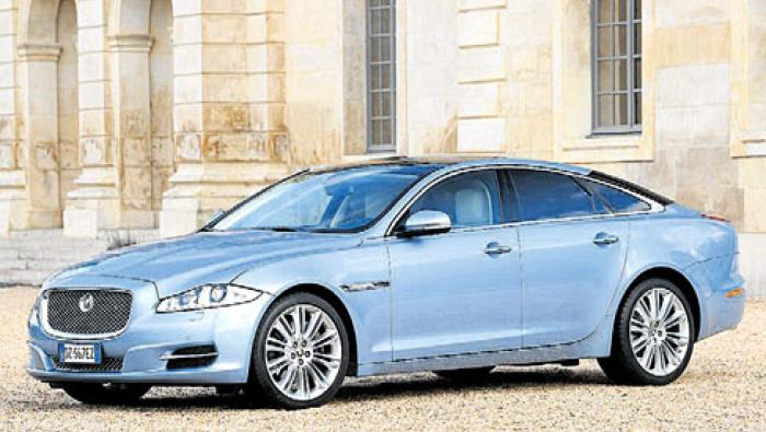 Transformation radicale de la Jaguar XJ