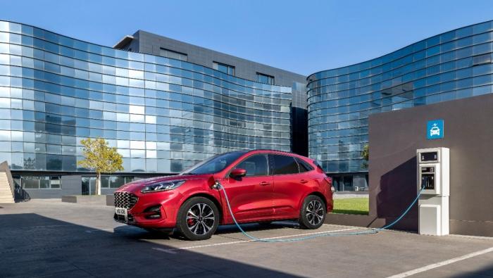 Essai Ford Kuga PHEV