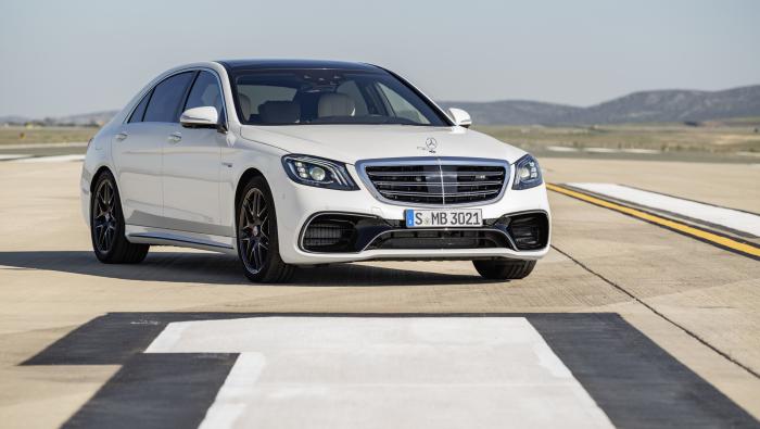 Essai Mercedes Classe S AMG ou Maybach : quelle voiture choisir ?