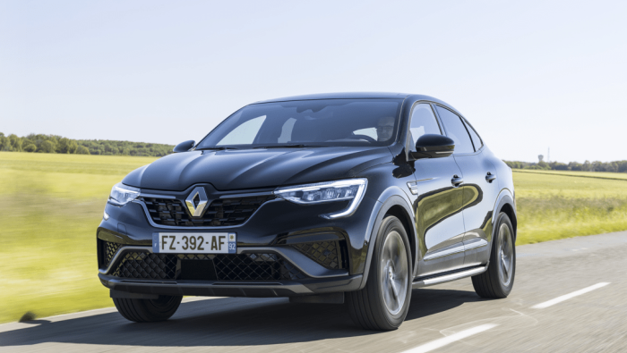 Renault Arkana E-Tech 145