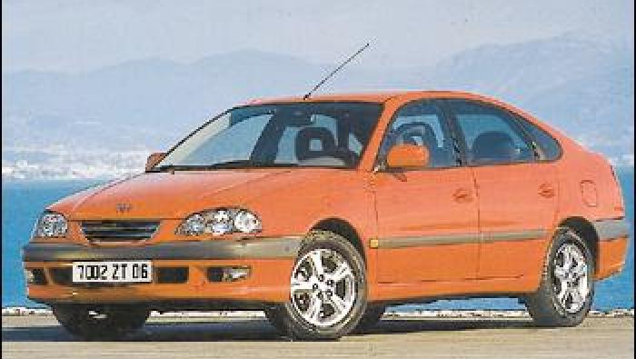 Avensis D4-D