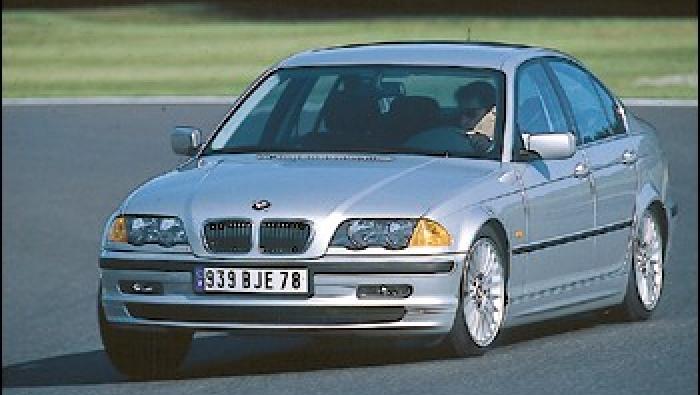330d