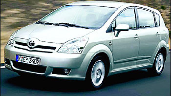La Corolla Verso