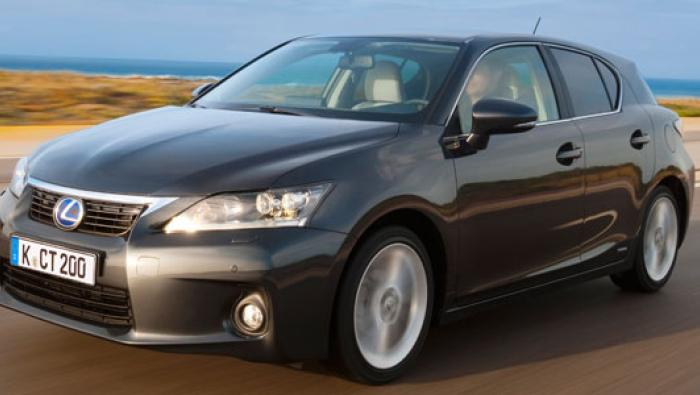 La Lexus CT 200h se forge une allure à part