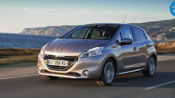 Peugeot 208 : la surprise est aussi dans le volant