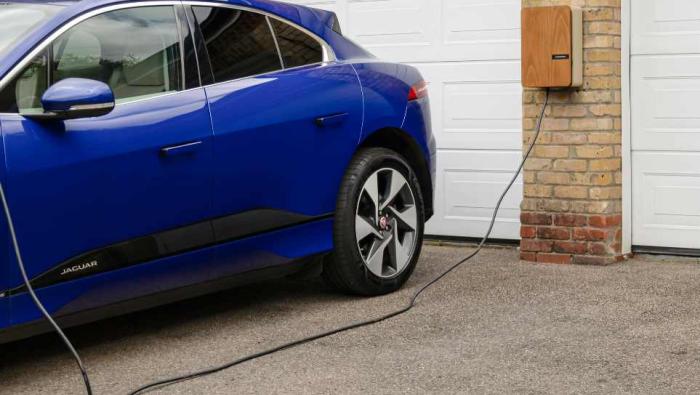 Une borne de recharge pour un véhicule électrique