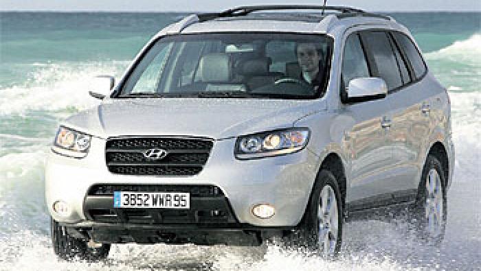 Hyundai Santa Fe : il monte en gamme