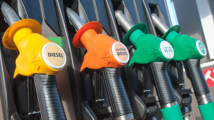 Des pistolets d'essence et de diesel
