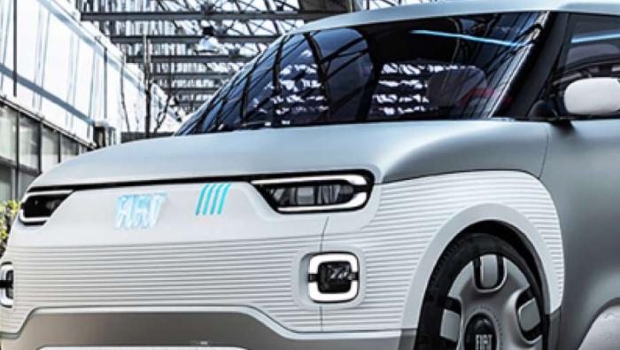 Une Fiat électrique en charge