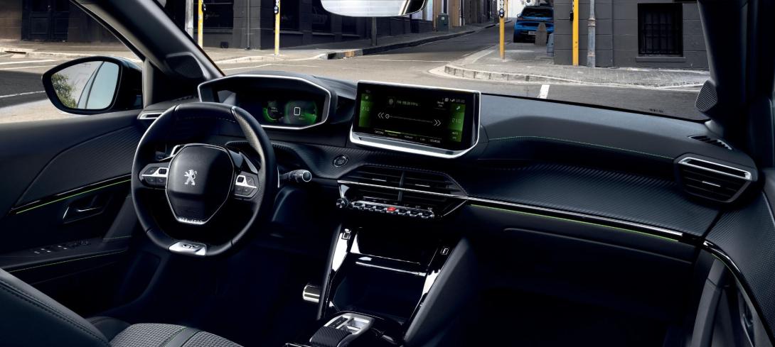 Intérieur et équipements de la Peugeot 208