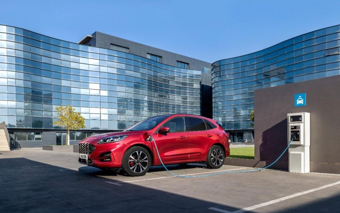 Essai Ford Kuga PHEV