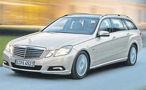 Classe E, Mercedes fait le break