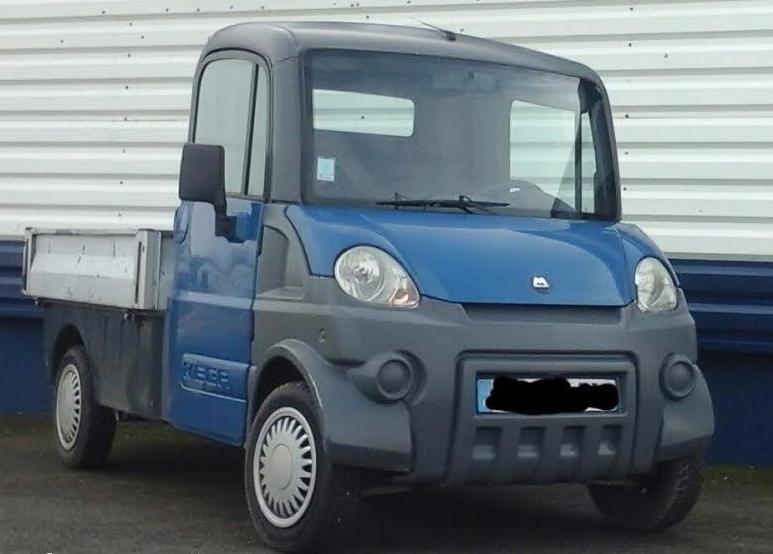 Mega les voitures sans permis type utilitaire