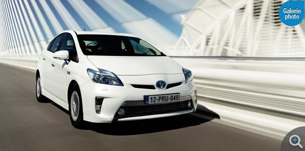 La Toyota Prius rechargeable tient à un fil